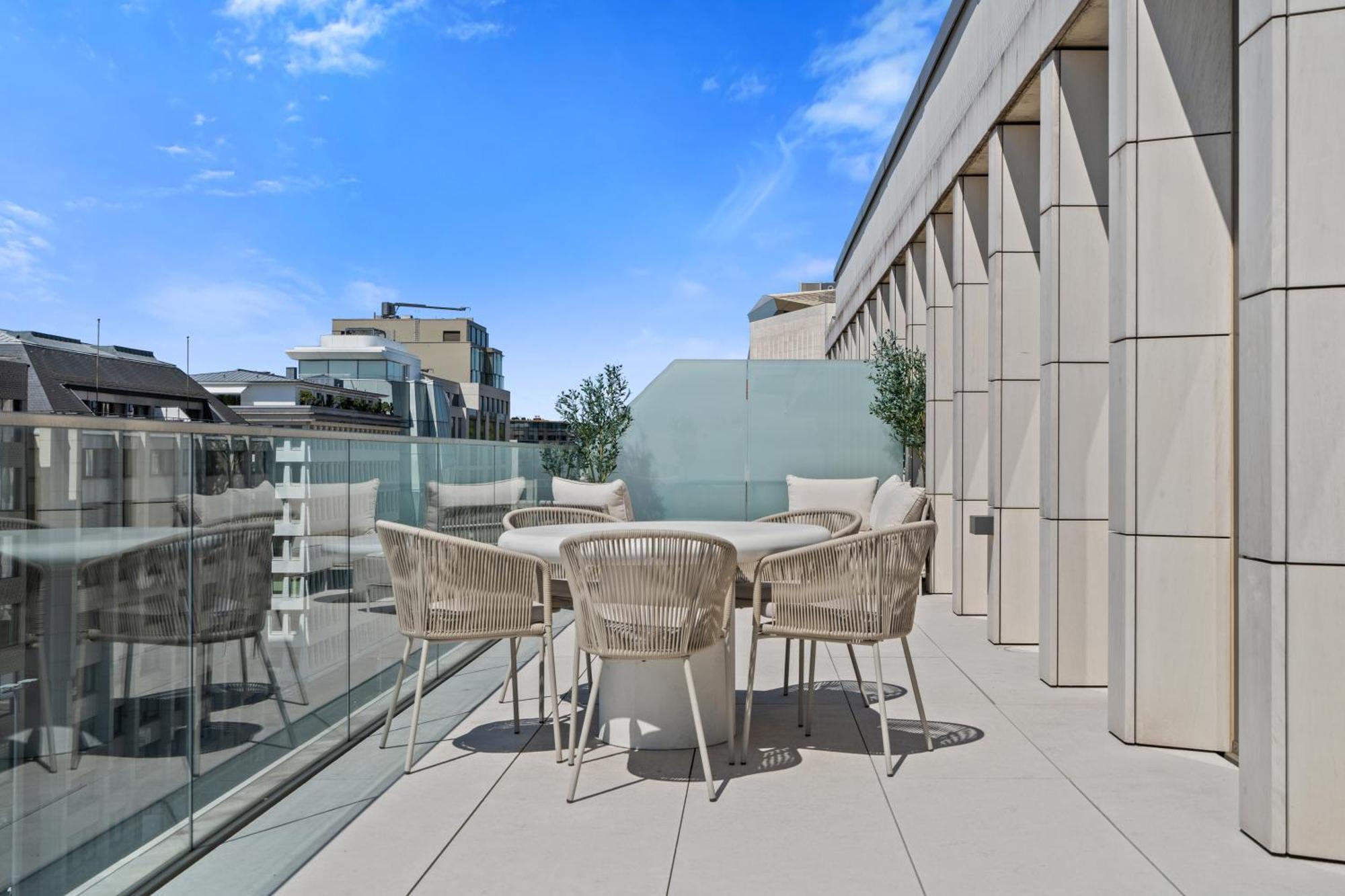 Voya Residence Zenit Royal - Luxury Apart Hotel Rooftop Views & Concierge Luxemburgo Exterior foto