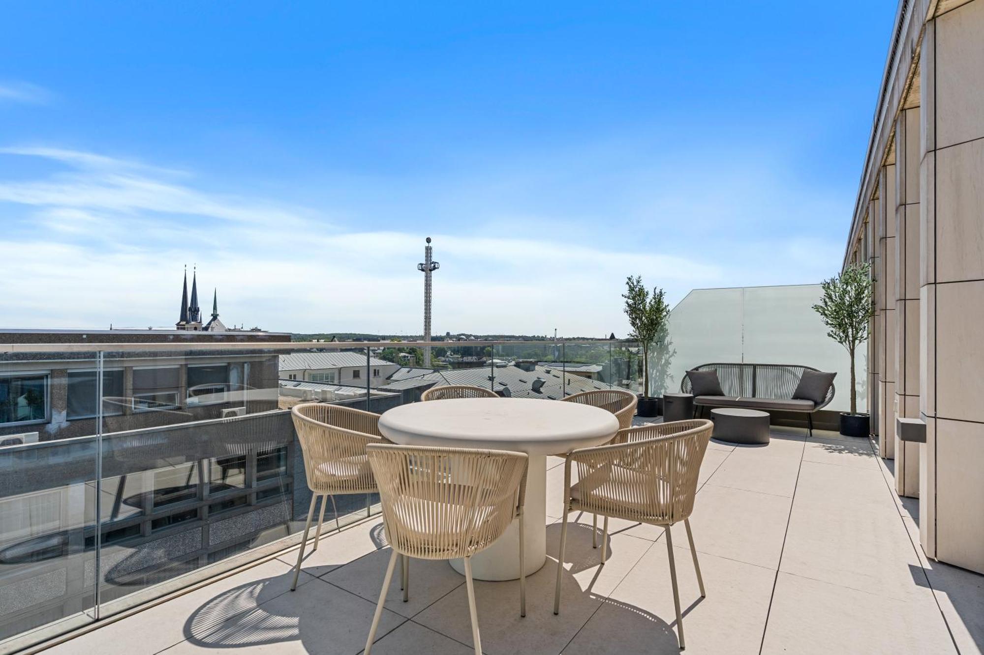 Voya Residence Zenit Royal - Luxury Apart Hotel Rooftop Views & Concierge Luxemburgo Exterior foto